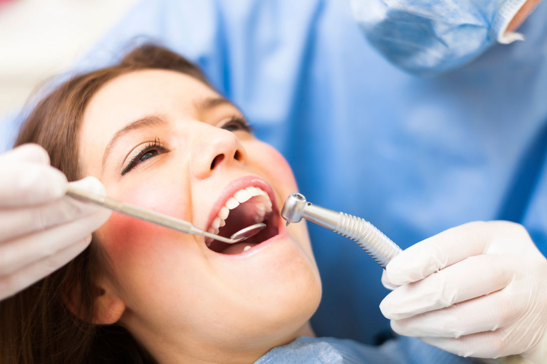 dental-associate-role